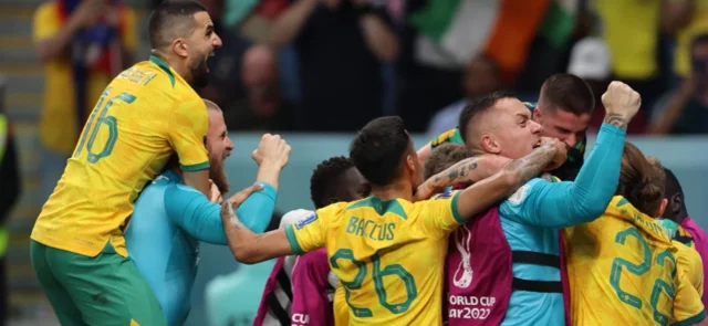 Australia selló su cupo a octavos de final. / Foto: fifaworldcup_es