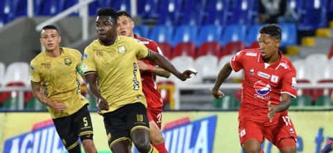 Marco Pérez empató para las 'águilas' | Foto: VizzorImage / Nelson Rios