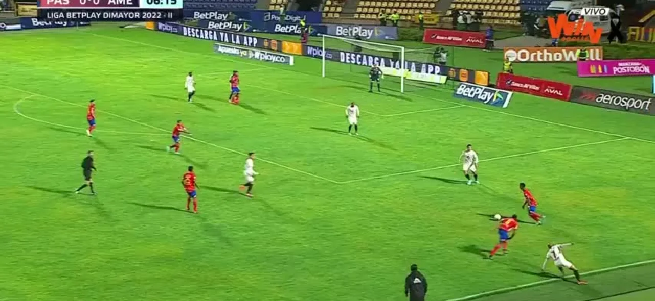 Novoa demostró sus mejores reflejos ante remate de Pasto