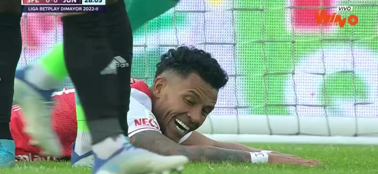 Morelo de nuevo desperdició otra opción de gol