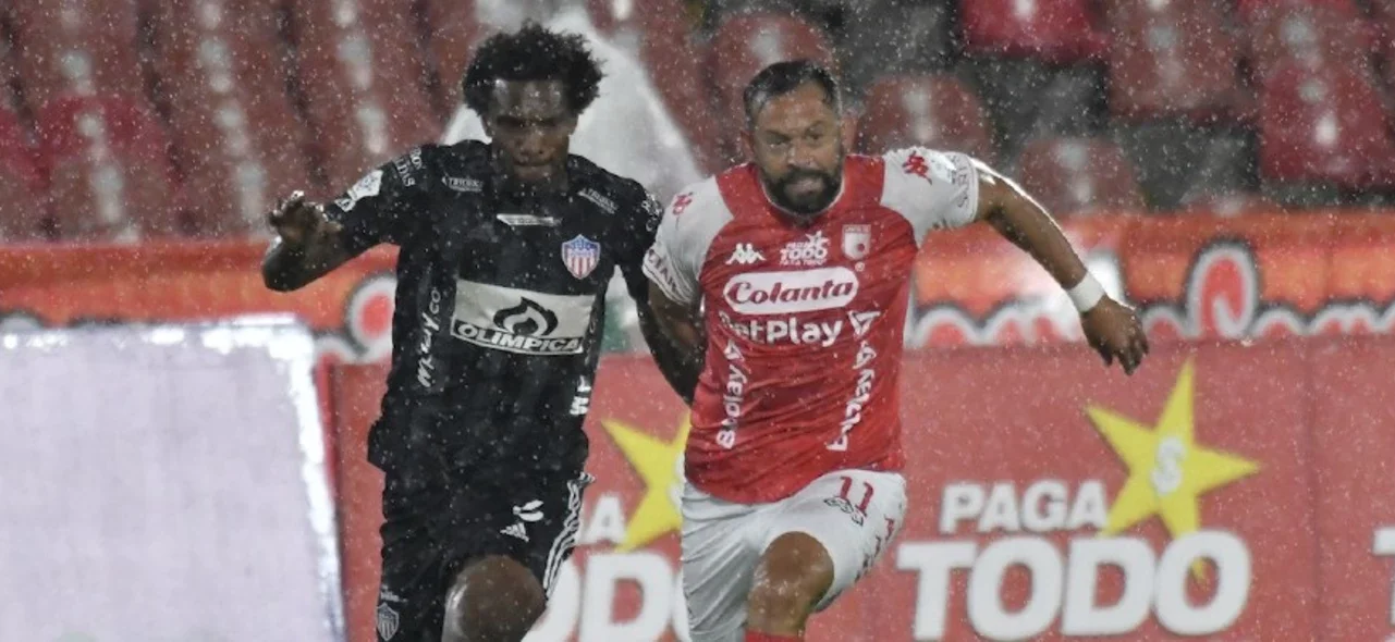 Santa Fe está invicto en los cuadrangulares | Foto: VizzorImage / Luis Ramirez
