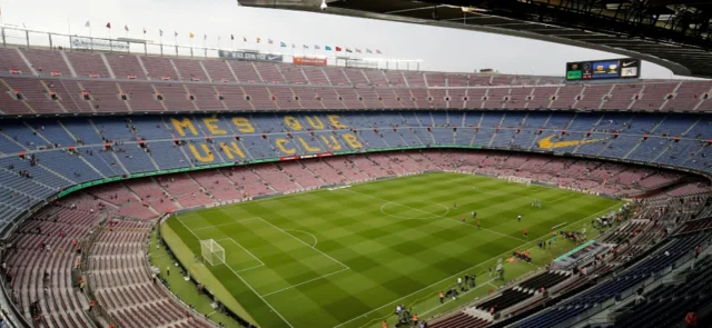 Barcelona avanza en la remodelación de su estadio. Foto: AFP
