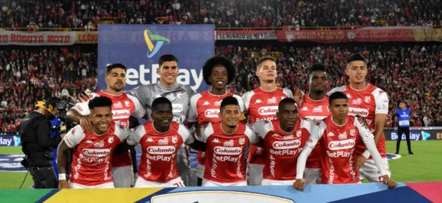 Santa Fe clasificó primero a los cuadrangulares de la última liga, pero se quedó sin final. Foto: VizzorImage / Felipe Caicedo