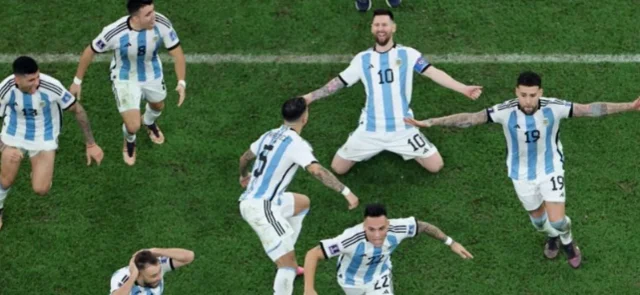 La leyenda de Lionel Messi se agrandó en Catar / AFP