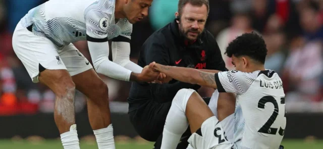 Luis Díaz volvió a lesionarse / AFP