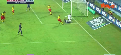 Pereira y Medellín empatan sin goles.