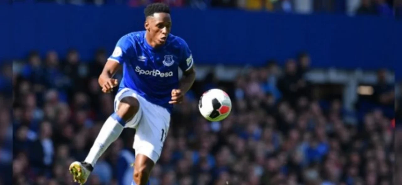 Yerry Mina tuvo un regreso agridulce a las canchas / AFP
