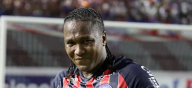 Hugo Rodallega sigue sin encontrar equipo. Foto: Instagram.