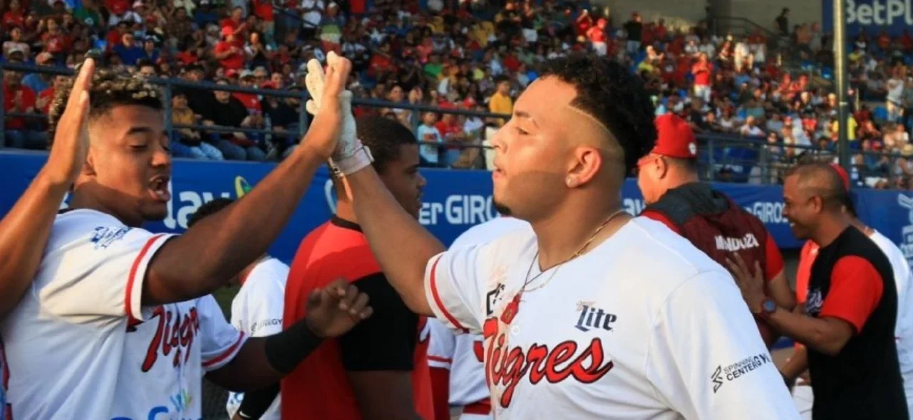 Tigres venció a Vaqueros - Foto: LPB