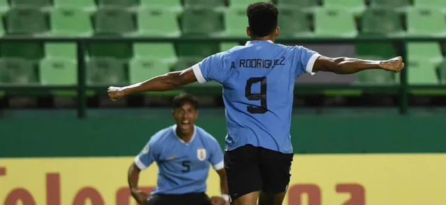 Uruguay goleó a Bolivia. Foto: AFP