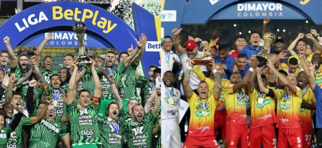 Nacional y Pereira se enfrentarán por el primer título de 2023 / Fotos VizzorImage