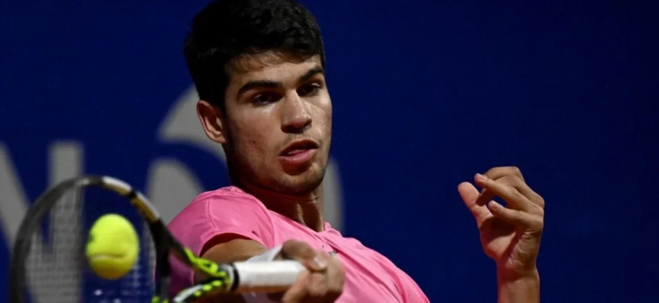 Carlos Alcaraz en el ATP 250 de Buenos Aires. Carlos Alcaraz regresó a las competencias con victoria. / Foto: AFP.
