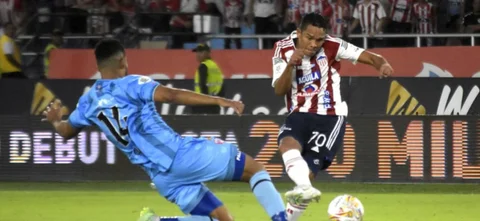 Junior y Unión Magdalena empataron 0-0 con varios expulsados. / Foto: Vizzorimage.