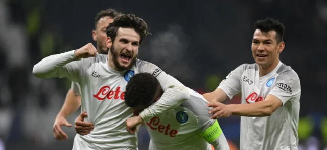 Napoli derrotó a Frankfurt. Foto: AFP