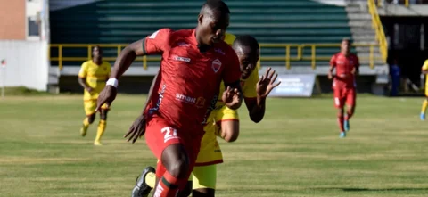 Victoria para Patriotas 2-0 sobre Bogotá-VizzorImage / Macgiver Baron