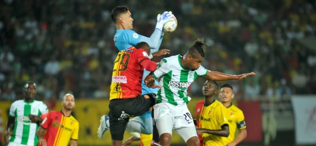 Pereira vs. Nacional - Foto: VizzorImage/ Ricardo Vejarano