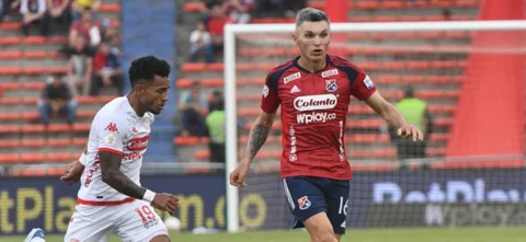 Santa Fe empató en su visita a Medellín. Foto: VizzorImage / Luis Benavides