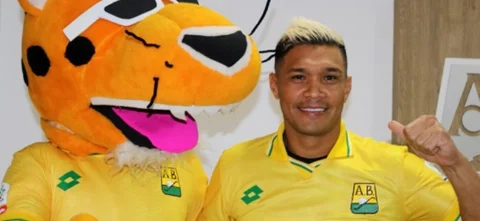 Teófilo Gutiérrez y su presentación en Atlético Bucaramanga. / Foto: Bucaramanga.