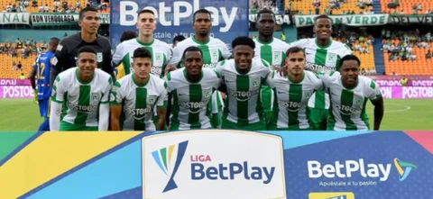Mira la atajada de Kevin Mier con Atlético Nacional. / Foto: VizzorImage - Luis Benavides