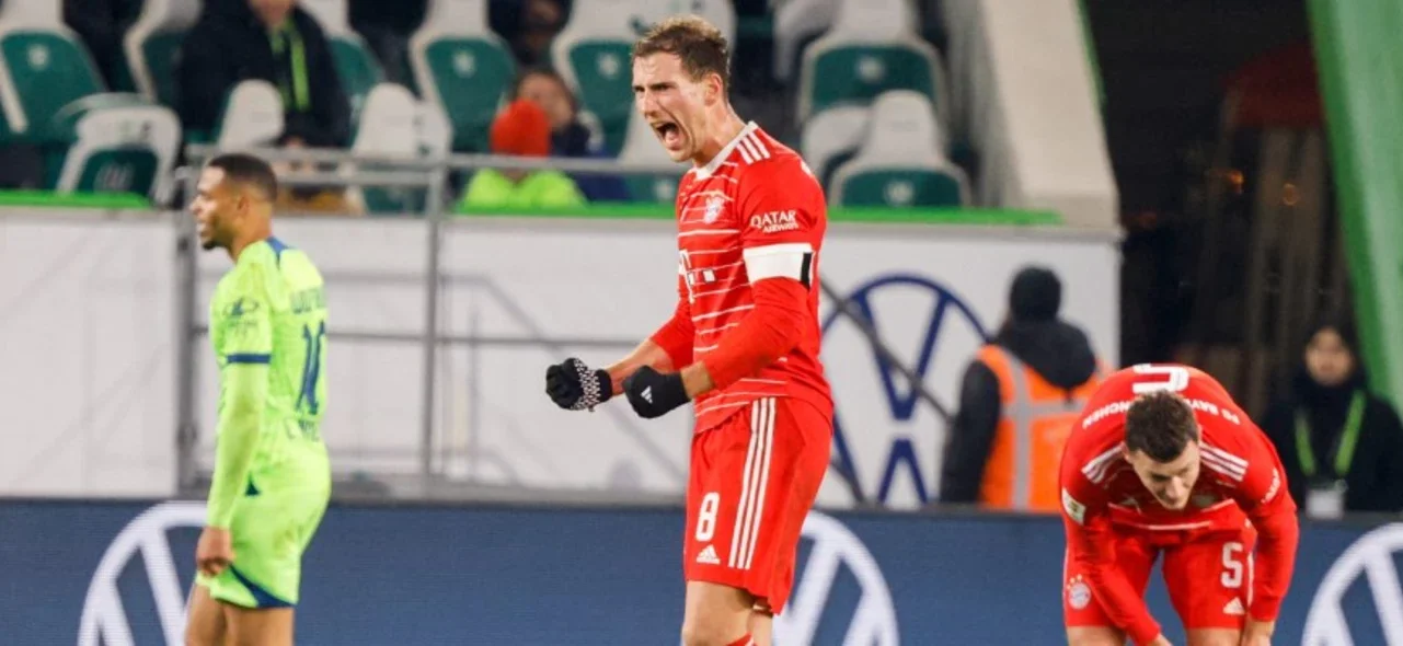 Bayern Múnich se llevó la victoria en su visita a Wolfsburgo / AFP