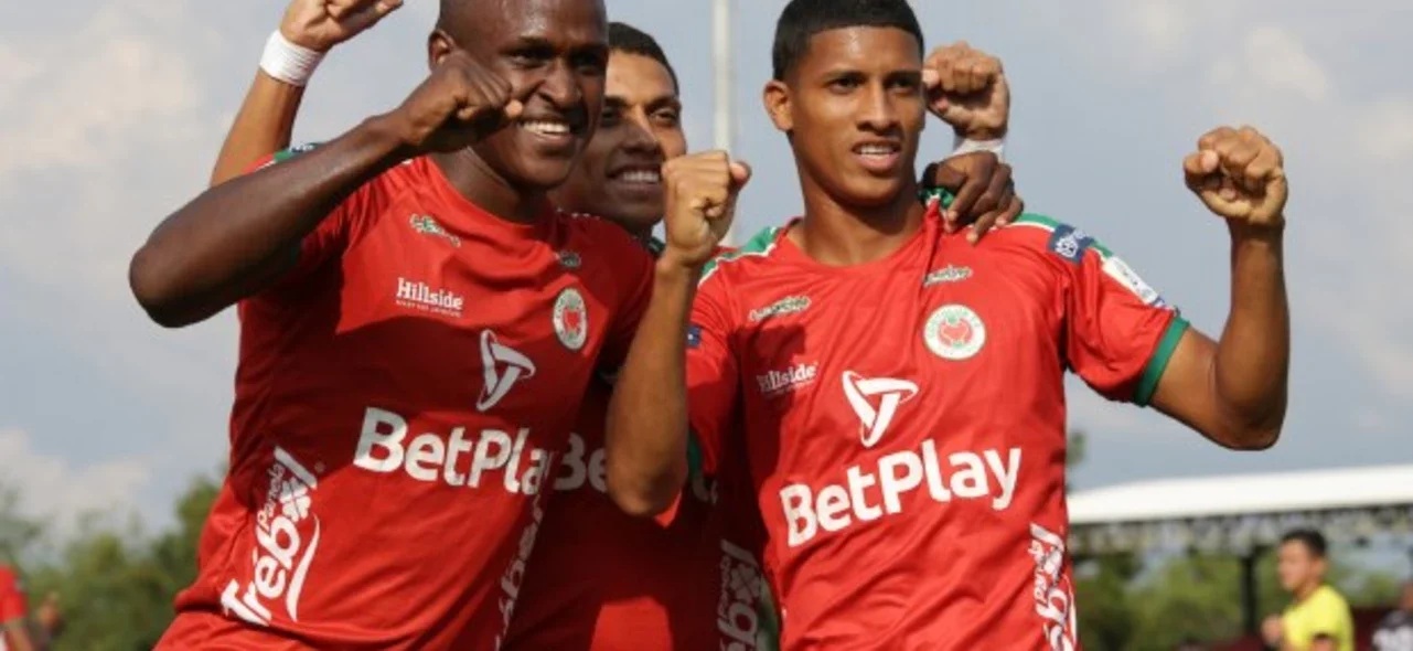 Triunfo de Cortuluá frente a Llaneros / VizzorImage