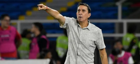 Alexandre Guimaraes, técnico de América | Foto: VizzorImage / Gabriel Aponte
