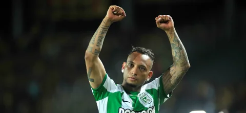 Eduardo Luis le relató un gol a Jarlan Barrera | Foto: VizzorImage / Ricardo Vejarano