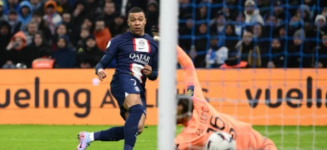 Mbappé llegó a 200 goles con PSG. / Foto: AFP.