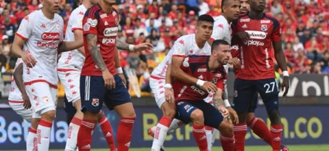 Empate entre Medellín y Santa Fe / VizzorImage
