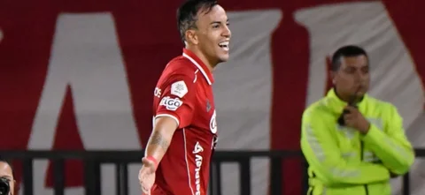 Victoria para América 2-0 sobre Junior - VizzorImage / Gabriel Aponte