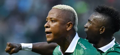 Kevin Velasco y Jhon Vásquez celebrando el gol de Cali. / Foto: VizzorImage - Nelson Ríos