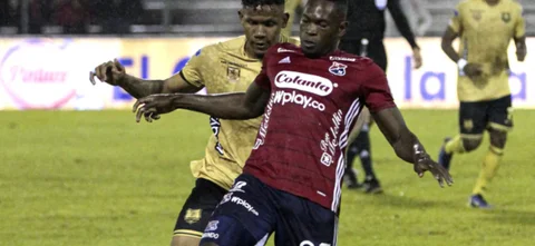 Jeisson Quiñónes vs Diber Cambindo - VizzorImage / Juan Agusto Cardona