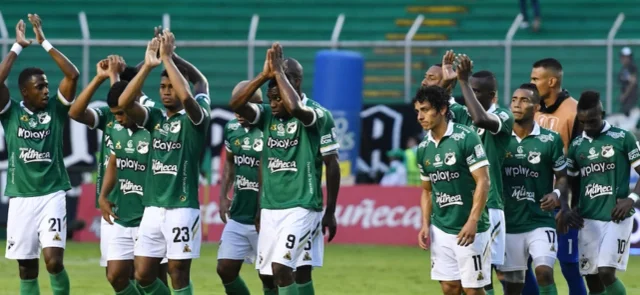 Deportivo Cali se alista para el clásico caleño contra América. / Foto: VizzorImage - Nelson Rios