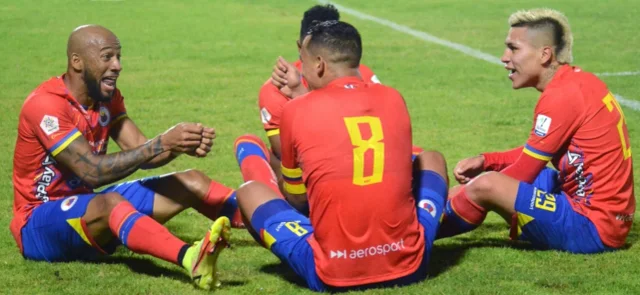 Pasto - Foto: VizzorImage/ Leonardo Castro