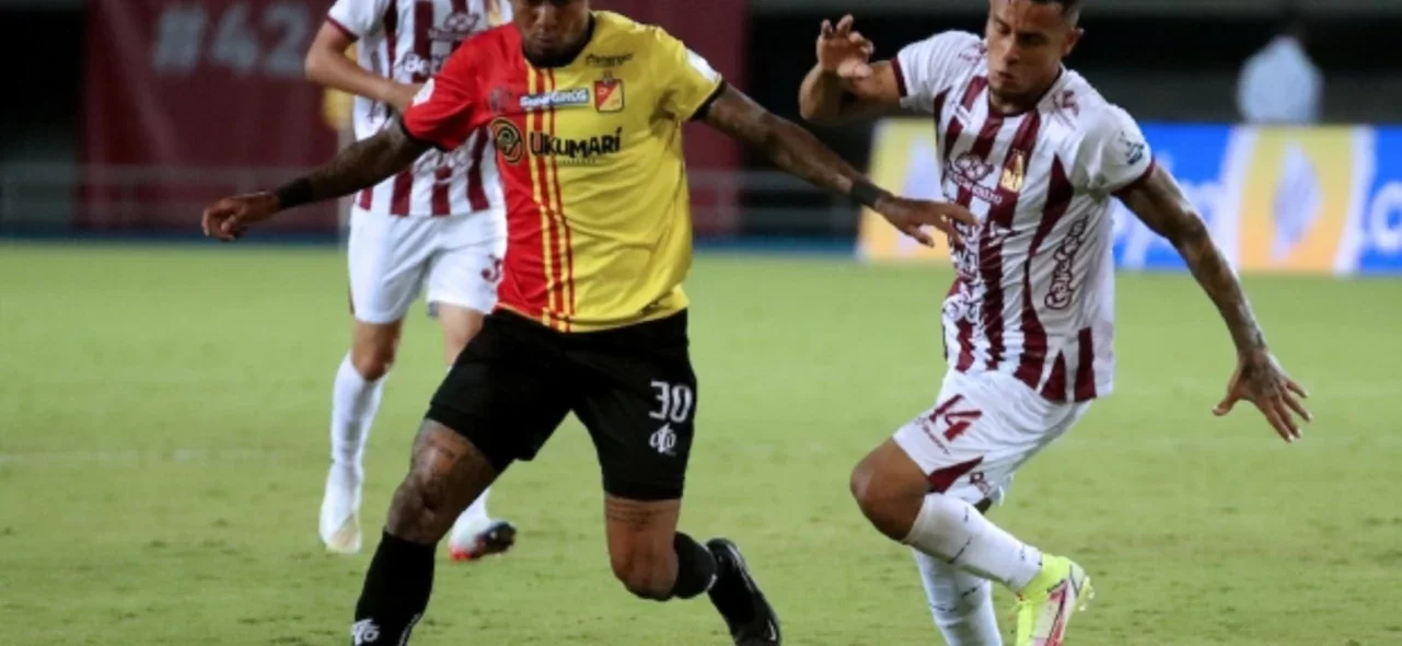 Tolima y Pereira quedaron en empate en la fecha 7 de la Liga. / Foto: VizzorImage - Pablo Bohorquez