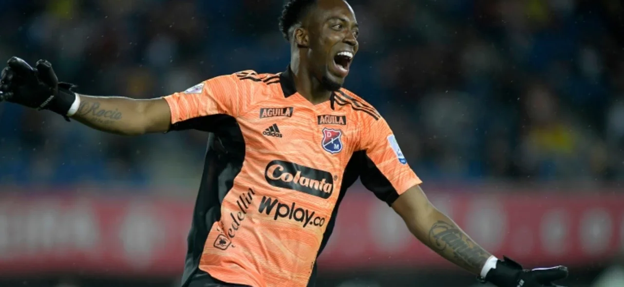 Luis Vásquez. Foto: VizzorImage / Ricardo Vejarano