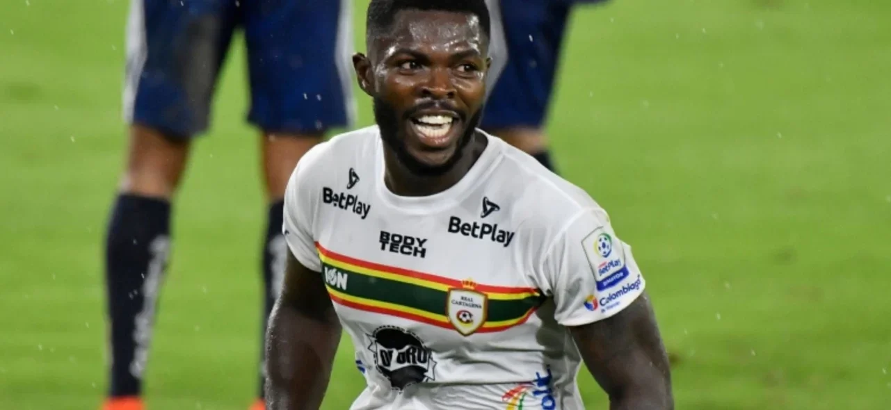 Darwin Palomeque tras marcar el segundo gol - VizzorImage / Gabriel Aponte