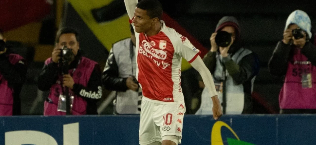 Foto: VizzorImage / Andres Rot