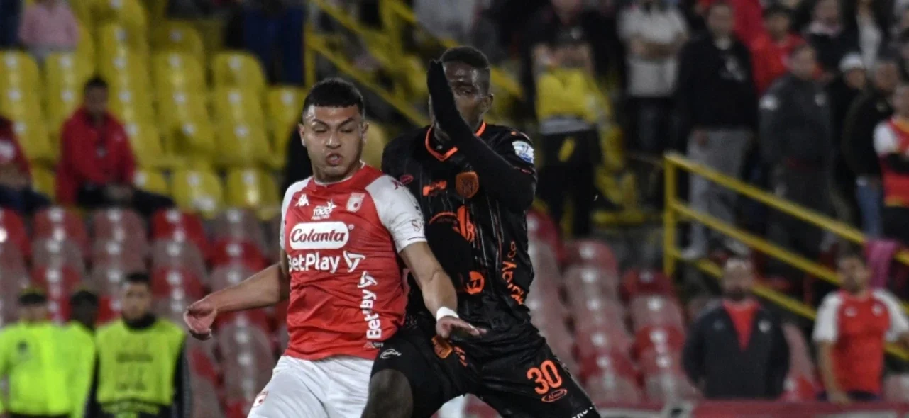 Envigado vs. Santa Fe (Previa). Foto: VizzorImage / Luis Ramirez