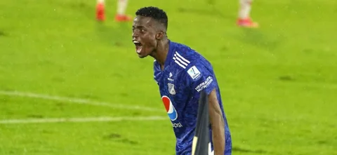 Jader Valencia estará fuera de las canchas | Foto: VizzorImage /Andres Rot