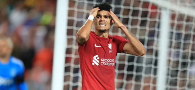 Luis Díaz regresó a entrenamientos, pero aún no puede jugar / AFP