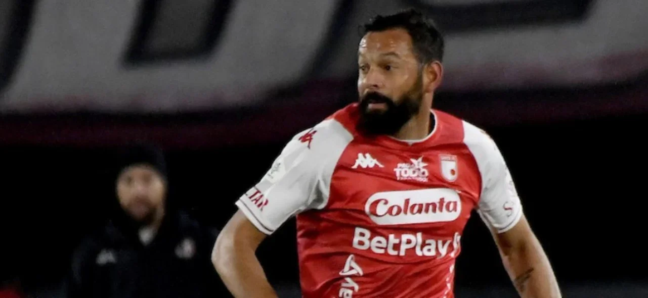 Matías Mier dio un giro en su carrera | Foto: VizzorImage / Luis Ramirez