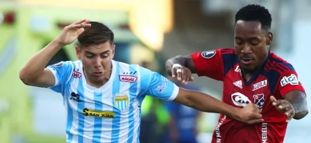 Medellín, con la mente puesta en Libertadores / AFP