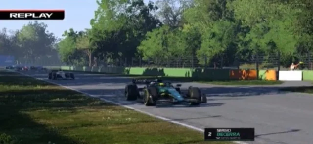 19 pilotos recorriendo el tradicional circuito de Imola.