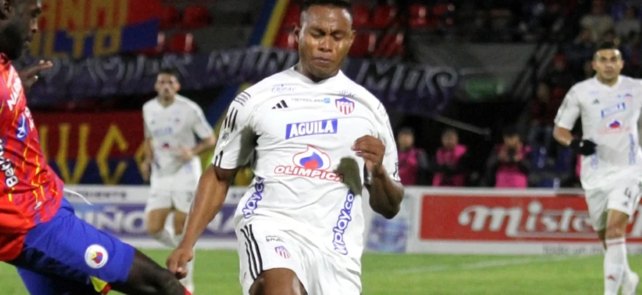 Nacional y Junior empatan sin goles.