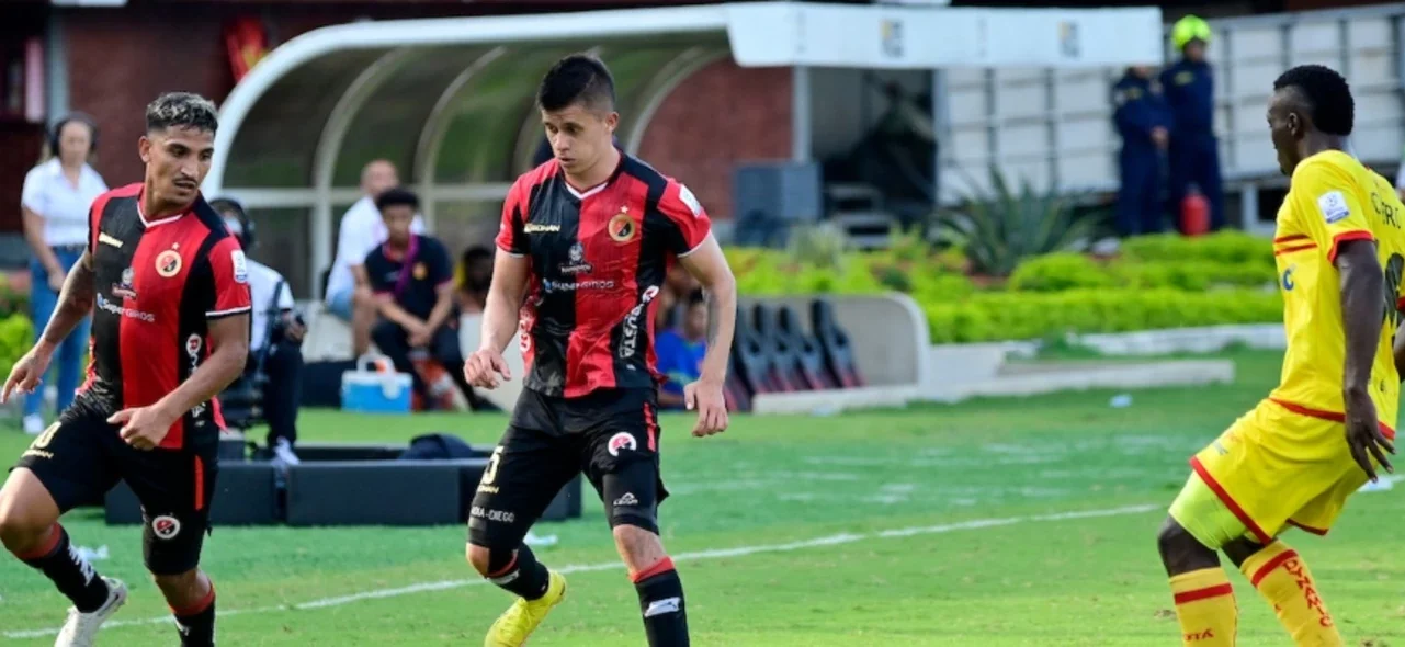 Cúcuta Deportivo ganó 2-0 contra Bogotá. / Foto: Vizzorimage.