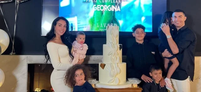 Georgina Rodríguez y su familia - Foto: @Georginagio