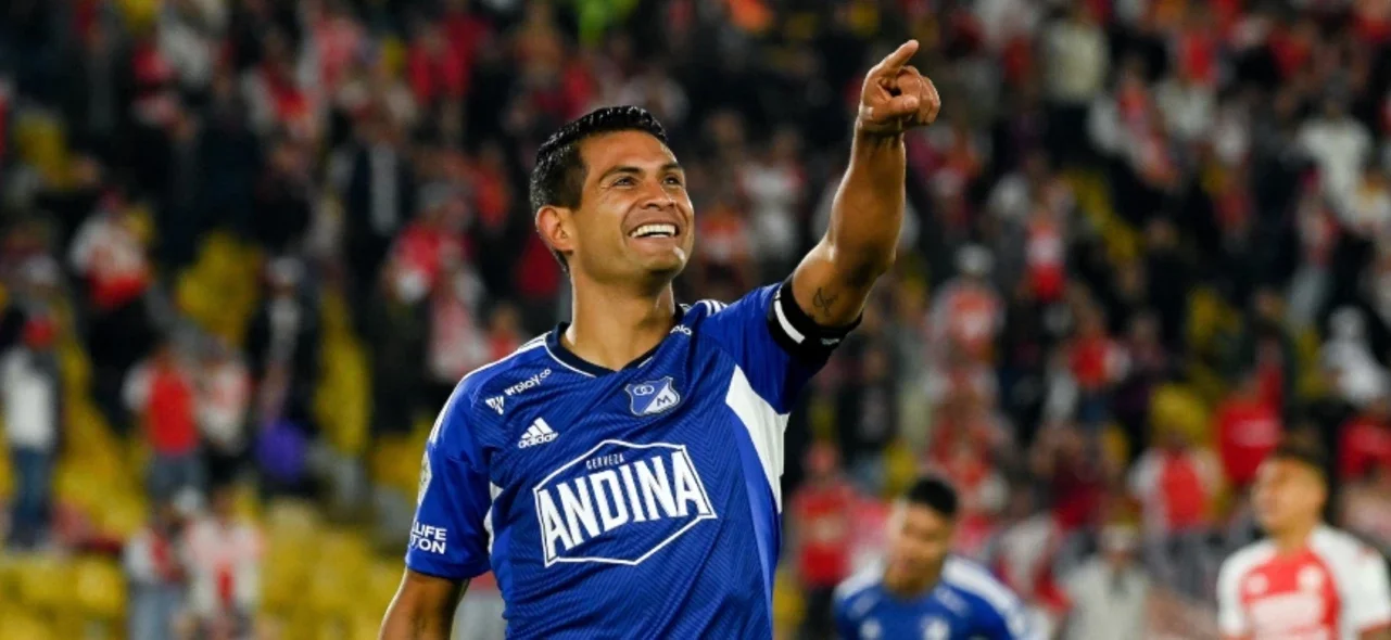 David Silva. Foto: VizzorImage / Samuel Norato