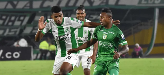 La Equidad y Atlético Nacional no se hicieron daño con el empate. / Foto: VizzorImage - Felipe Caicedo