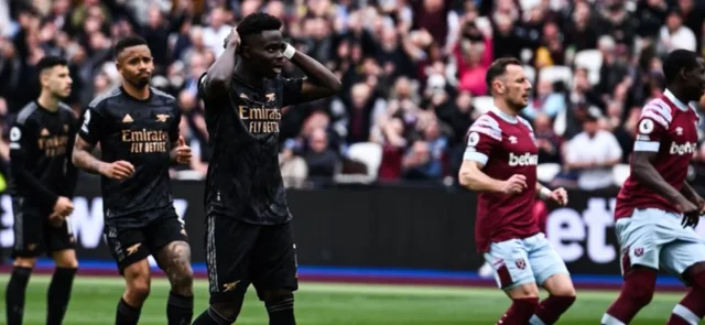 Arsenal dejó que su rival se reenganchara al partido / AFP